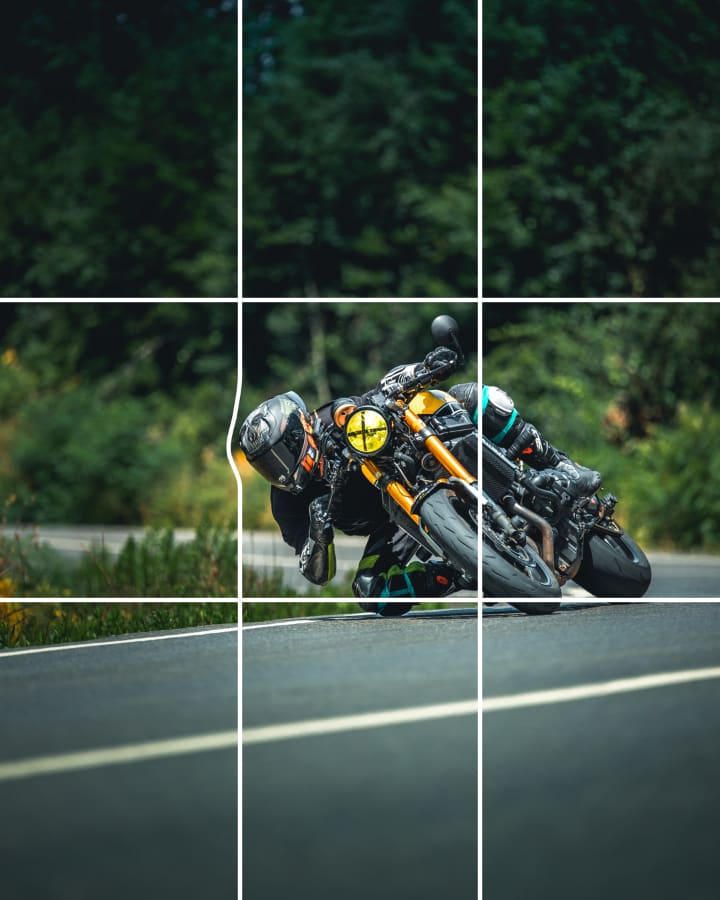 3D grid pop-out photo — Made with Grid Pop-Out, otto96: Dizler yerde, kare dışına taşan viraj. Instagram 3×3 grid için pop-out fotoğraf.